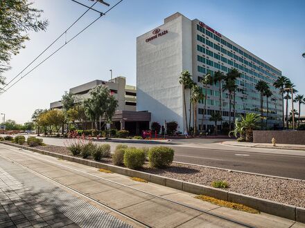 クラウンプラザ フェニックス エアポート PHX バイ IHG 写真
