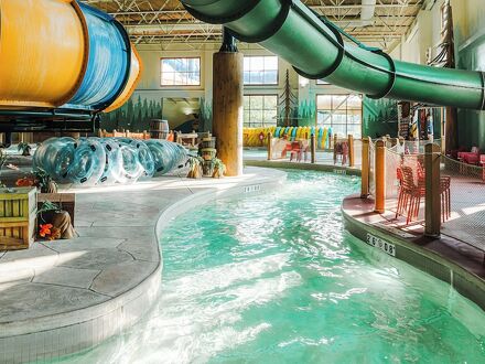 グレート ウルフ ロッジ ナイアガラ フォールズ 写真