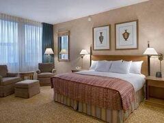 Hilton Indianapolis Hotel & Suites 写真