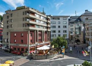 ハウザー ホテル サンモリッツ        Hauser Hotel St. Moritz