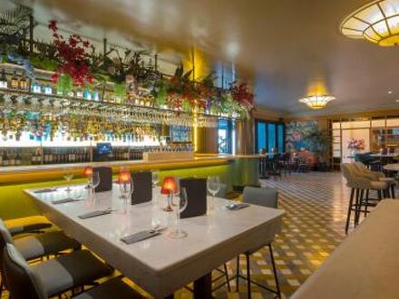 ザ ビクトリア ホテル 写真