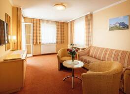 ランドホテル ストッフラーヴィルト 写真