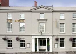 The Angel Hotel 写真