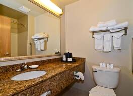 Spark by Hilton Oak Forest I-57 写真