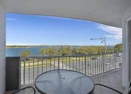 サンディ ショアーズ オン ゴールデン ビーチ アパートメンツ 写真