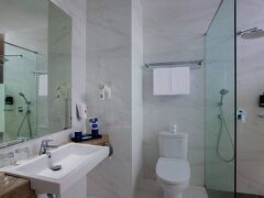 アストン イン タシクマラヤ 写真