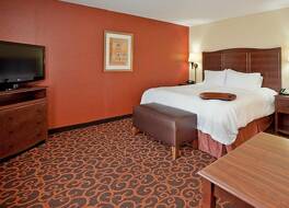 Hampton Inn & Suites Aberdeen 写真