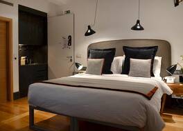 ブラウンズ セントラル ホテル 写真