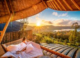 ザ デウィ エコ バンブー ヴィラ