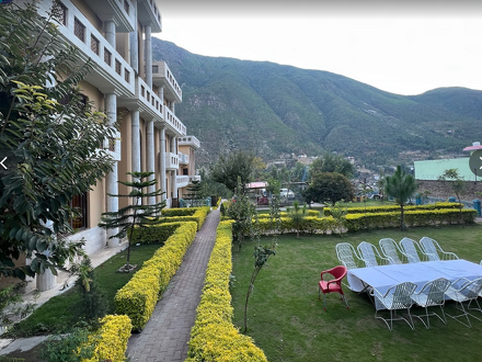 Besham Hilton Hotel 写真