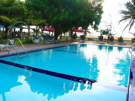 トパーズ ビーチ ホテル 写真