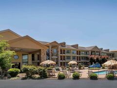 クオリティ イン & スイーツ セバービル - ピジョン フォージ 写真