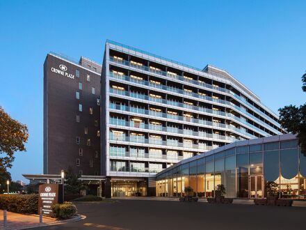 クラウンプラザ シャンハイ シアヤン レイク バイ IHG 写真