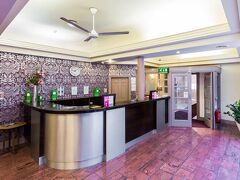 ガーデンズ ホテル 写真