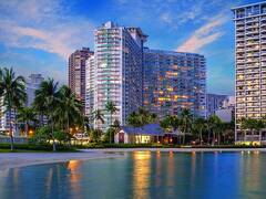 ワイキキ イリカイ マリーナ 写真