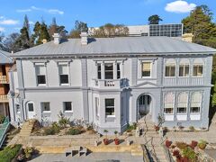 Waratah On York 写真