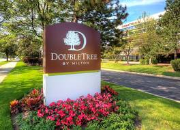 ダブルツリー バイ ヒルトン シカゴ シャンバーグ 写真