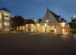 デイズ イン バイ ウィンダム ウエストエンド アレクサンドリア バージニア ワシントン DC エリア