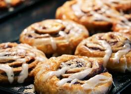 Holiday Inn Express & Suites Bloomington By IHG