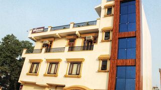 ヴァンダナ レジデンシー