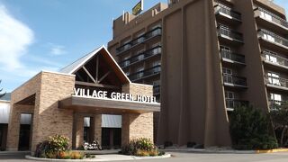 Village Green Hotel