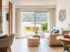 ザフィロ パレス アルクディア 写真