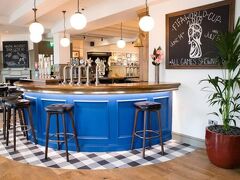 ザ フォックス アンド グース ホテル 写真