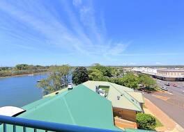 Burnett Riverside Motel 写真