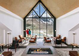 Glacier View Lodge