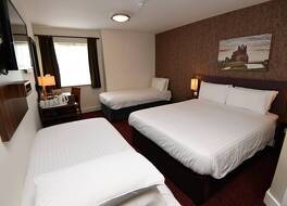 ペニー ヘッジ ウィットビー バイ マーストンズ インズ 写真