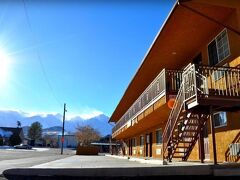 マウントホイットニー モーテル 写真