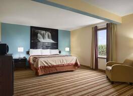 スーパー 8 バイ ウィンダム マトゥーン 写真