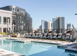 ミント ハウス ナッシュビル - ザ ガルチ - ディビジョン ストリート 写真