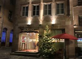 ホテル ドライ ラーベン 写真