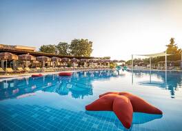 Valamar Tirena Hotel 写真