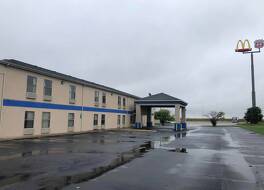 スーパー  8 バイ ウィンダム チェノア 写真