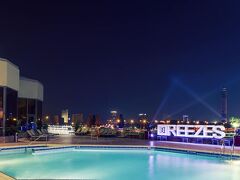 ラムセス ヒルトン 写真