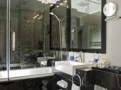 ミネルバ チャーチ ホテル 写真