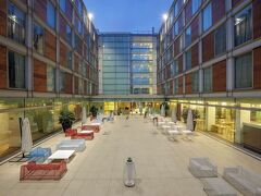 ダブルツリー バイ ヒルトン ミラノ 写真