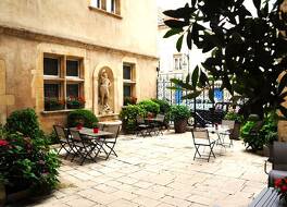 ホテル ドゥソンヴィレ 写真