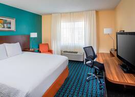 フェアフィールド イン & スイーツ シカゴ ティンリー パーク 写真