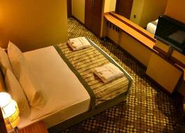 アドラノス ホテル 写真