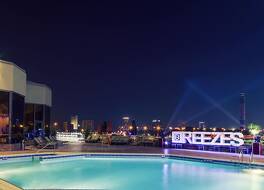 ラムセス ヒルトン 写真