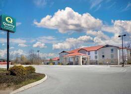 クオリティ イン アンド スイーツ モントレー、TN - クロスビル、TN 写真