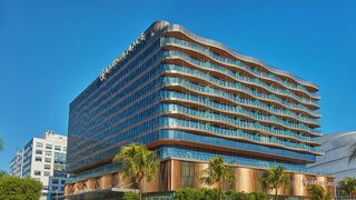 ランソン プレイス モール オブ アジア マニラ