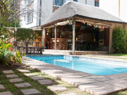 ア サンフラワー ストップ バックパッカーズ 写真