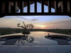 リンバ バイ アヤナ バリ 写真