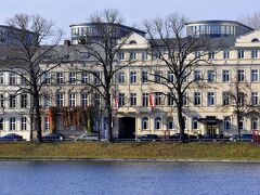 ホテル ニーダーレンディッシャー ホフ 写真