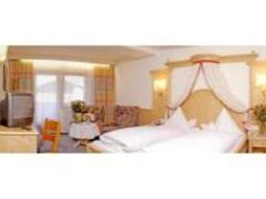 アルペンホテル チレルホフ 写真