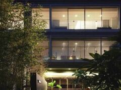 ホテル ダブル ワン 写真